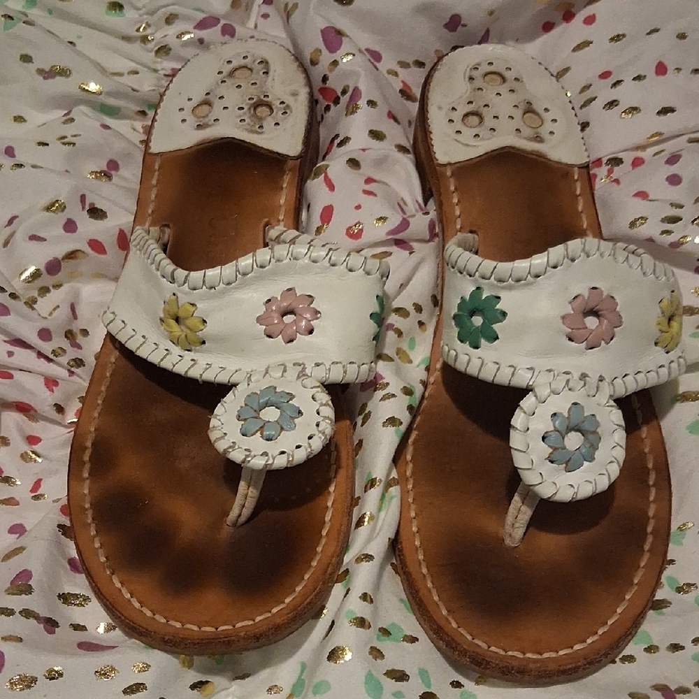Jack Rogers White Leather Floral Thong Sandals